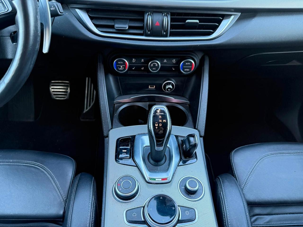 Alfa Romeo Stelvio 2.2 Turbodiesel 210 CV AT8 Q4 Veloce
