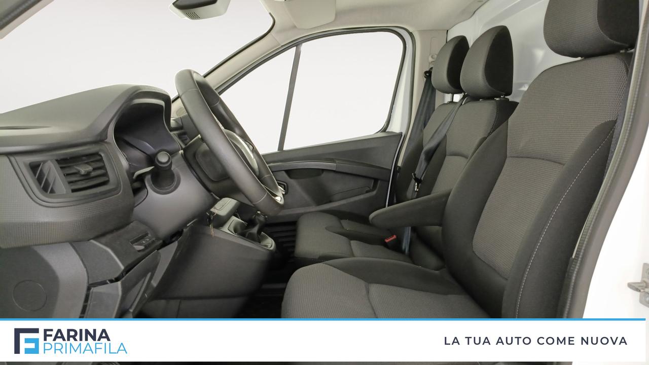 RENAULT Trafic IV 27 2022 - trafic T27 2.0 dci 150cv energy L1H1 Start my23
