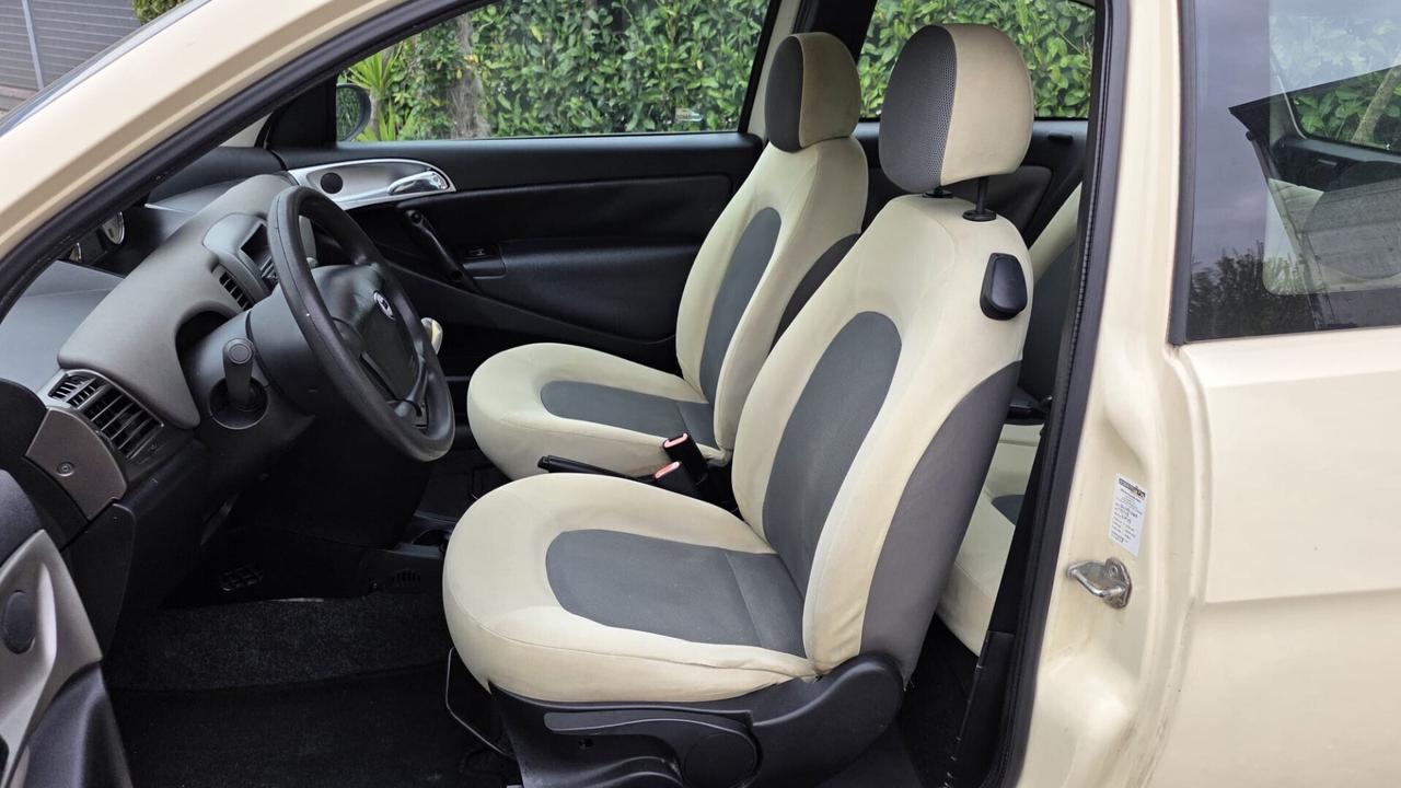 Lancia Ypsilon 1.3 MJT 69CV CAMBIO AUTOMATICO