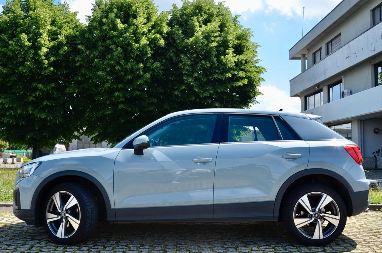 AUDI Q2 30 2.0 TDI ADMIRED 116cv, UNICOPROPRIETARIO, UFF ITALIANA, SERVICE AUDI, APPLE ANDROID, RETROCAMERA, PERMUTE