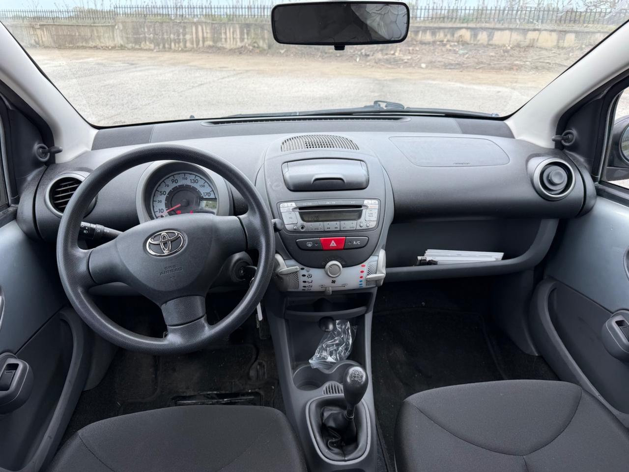 Toyota Aygo 1.0 12V VVT-i 5 porte Deep Ocean Connect