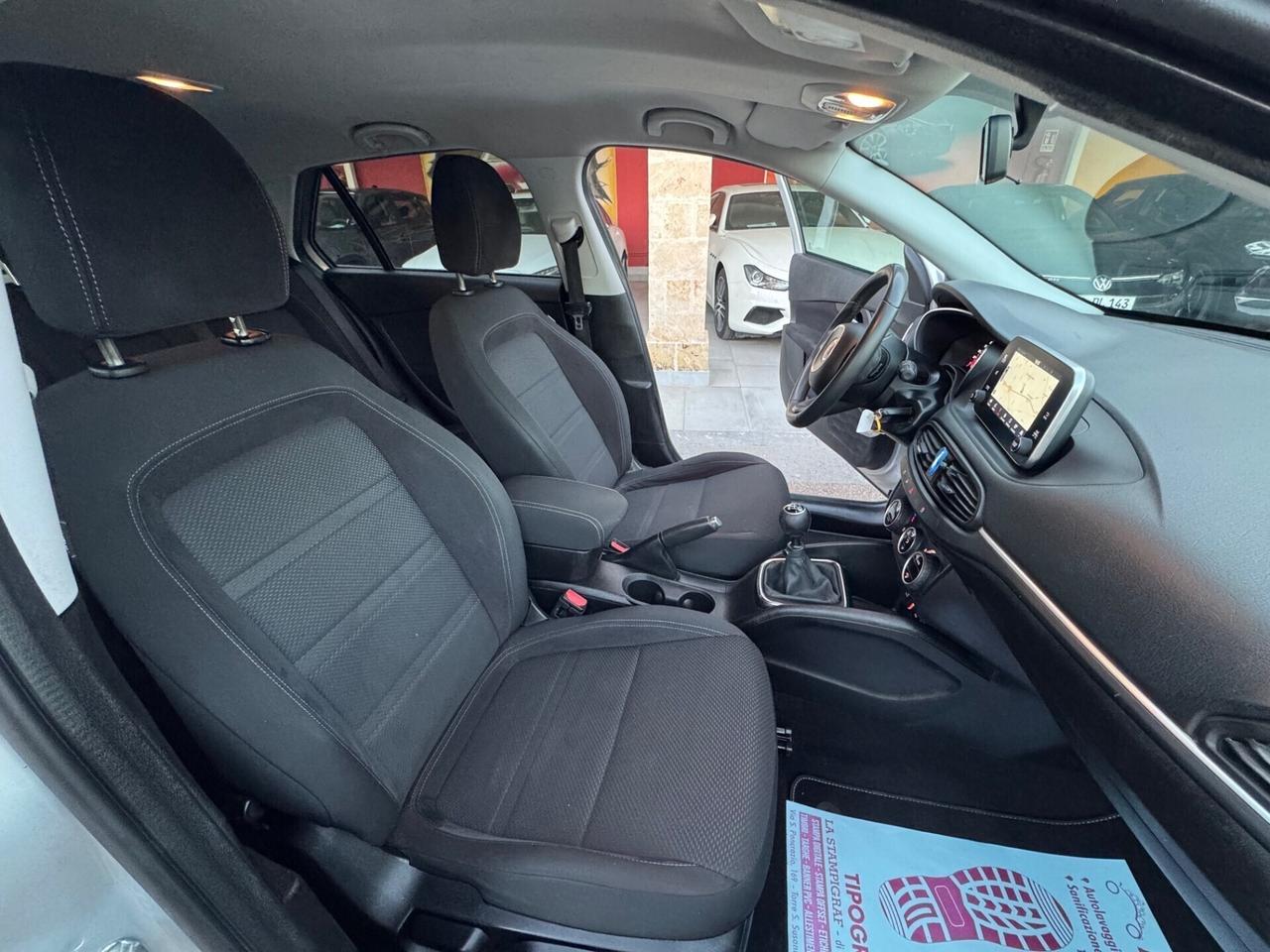 Fiat Tipo 1.6 Mjt SW Lounge Navi Retro Carplay