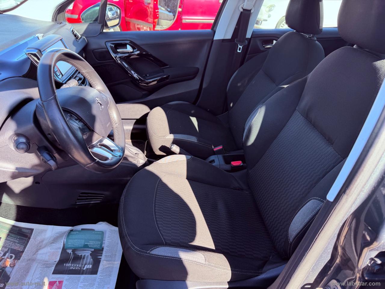 PEUGEOT 208 PureTech 82 5p. Allure