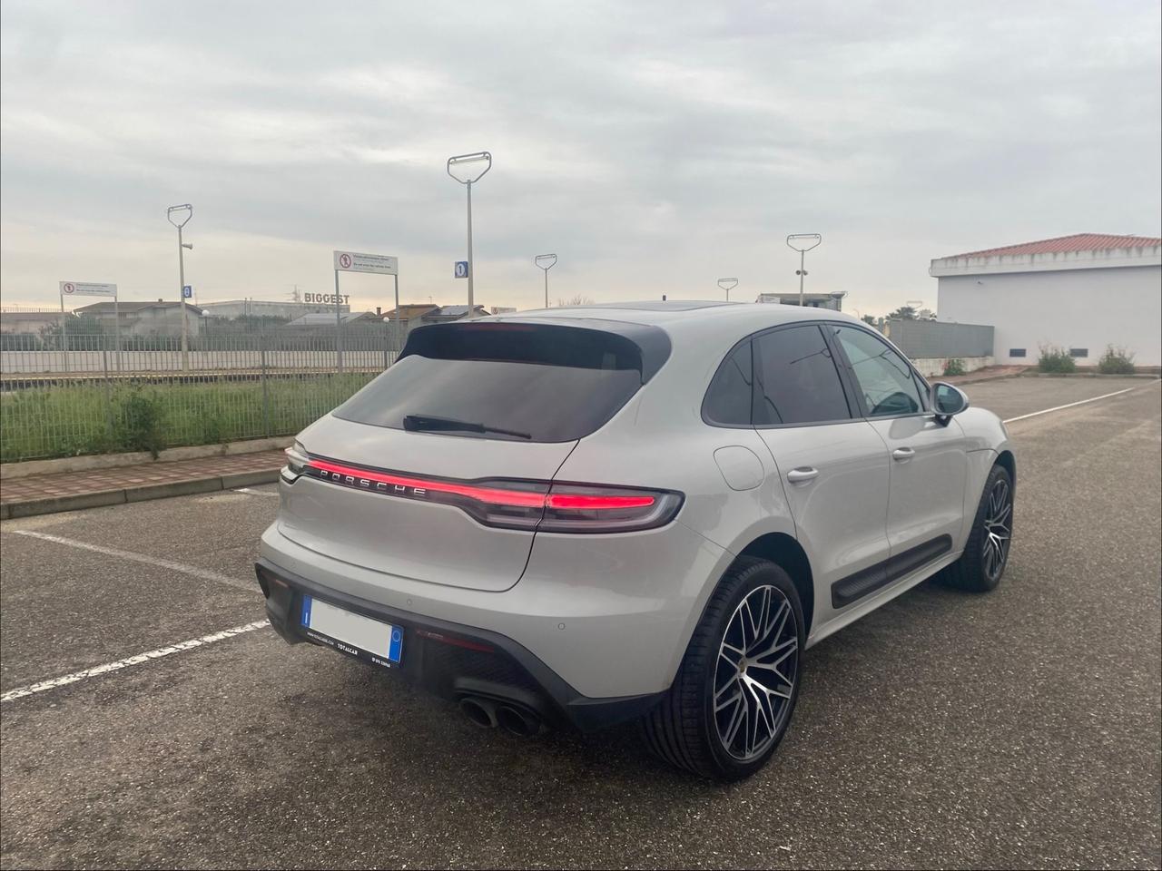 Porsche Macan 2.0 265CV