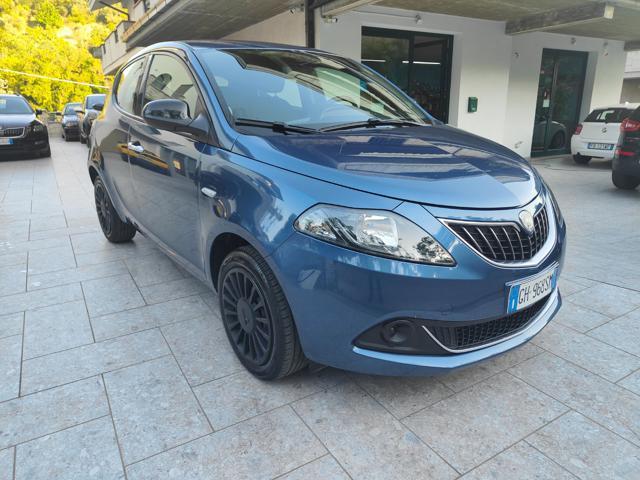 LANCIA Ypsilon 1.0 FireFly 5 porte S&S Hybrid Ecochic Silver