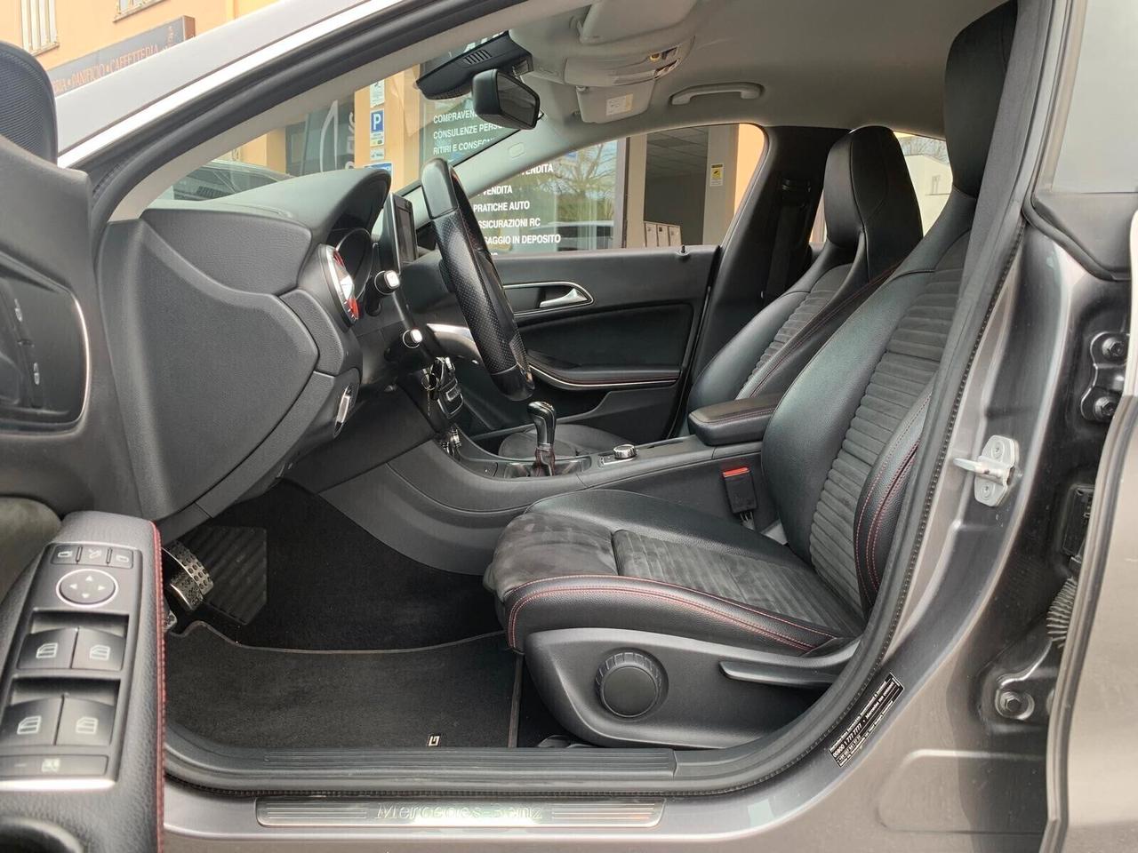 Mercedes-benz CLA 200d Premium AMG Pack Neopat.