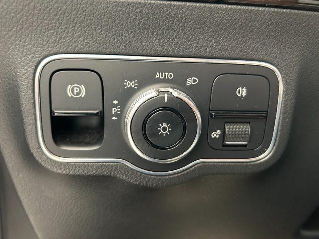 MERCEDES-BENZ GLA 200 d Automatic 4Matic Premium