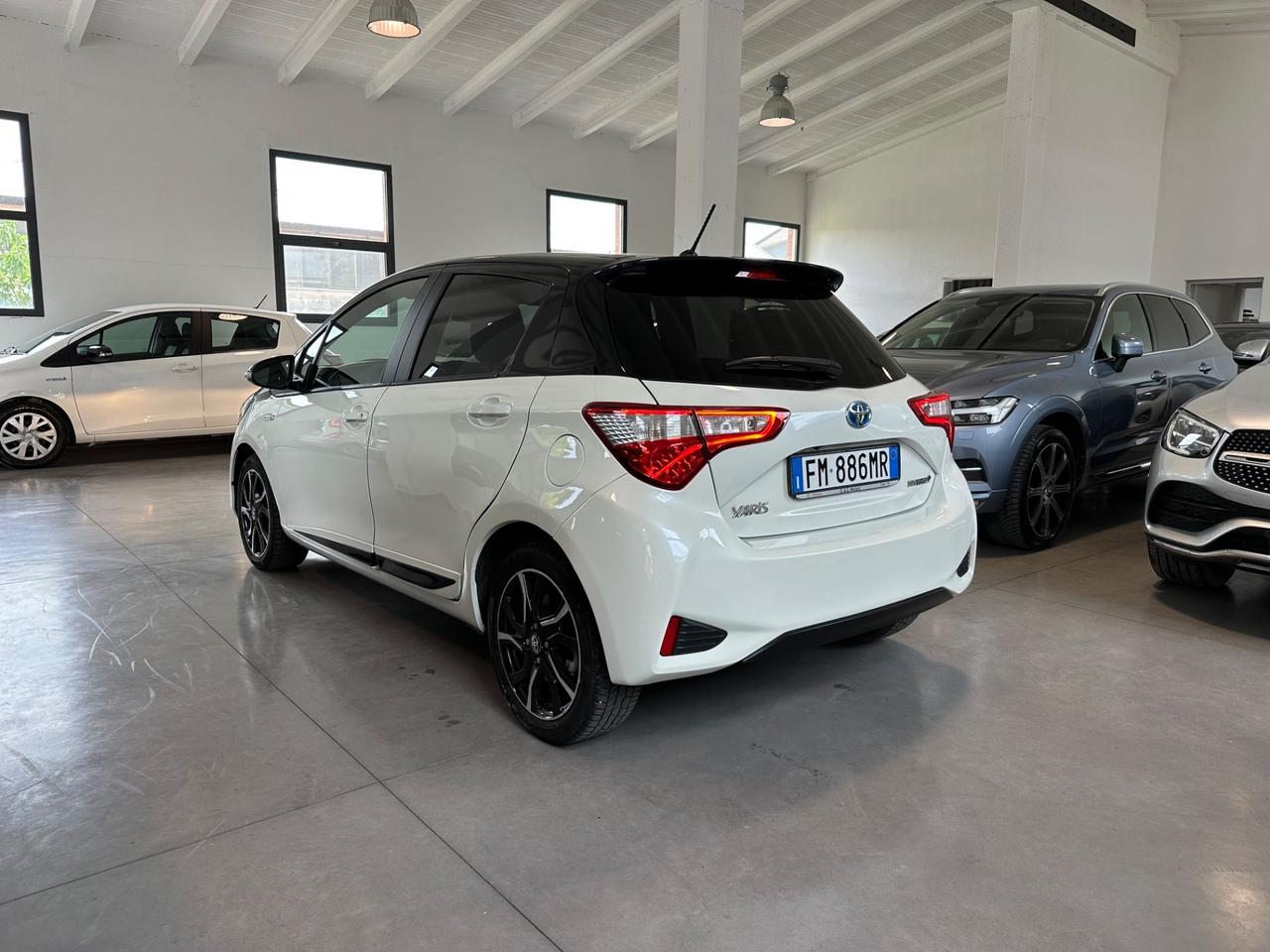 Toyota Yaris 1.5 Hybrid 5 porte Active