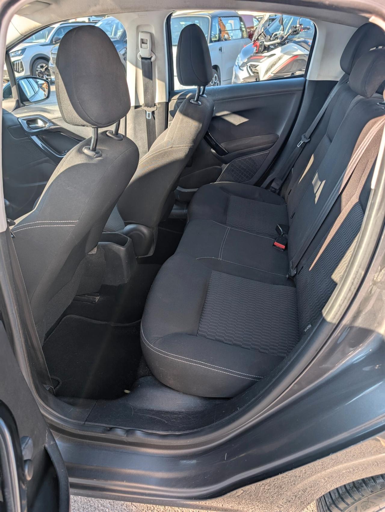 Peugeot 208 1.6 BlueHDi 75 Allure – 2018 – €6.900 – FINANZIABILE