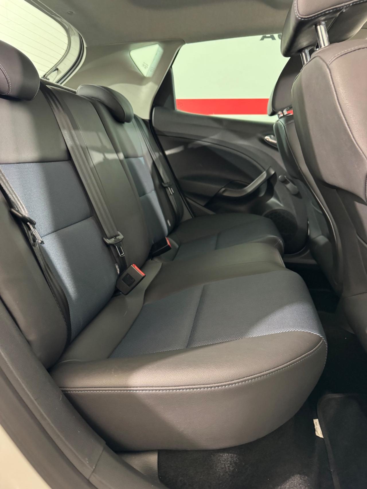 Seat Ibiza 1.4 TDI 75 CV CR 5p. Style TETTO APRIBILE - NEOPATENTATI - APPLE CARPLAY E ANDROID AUTO