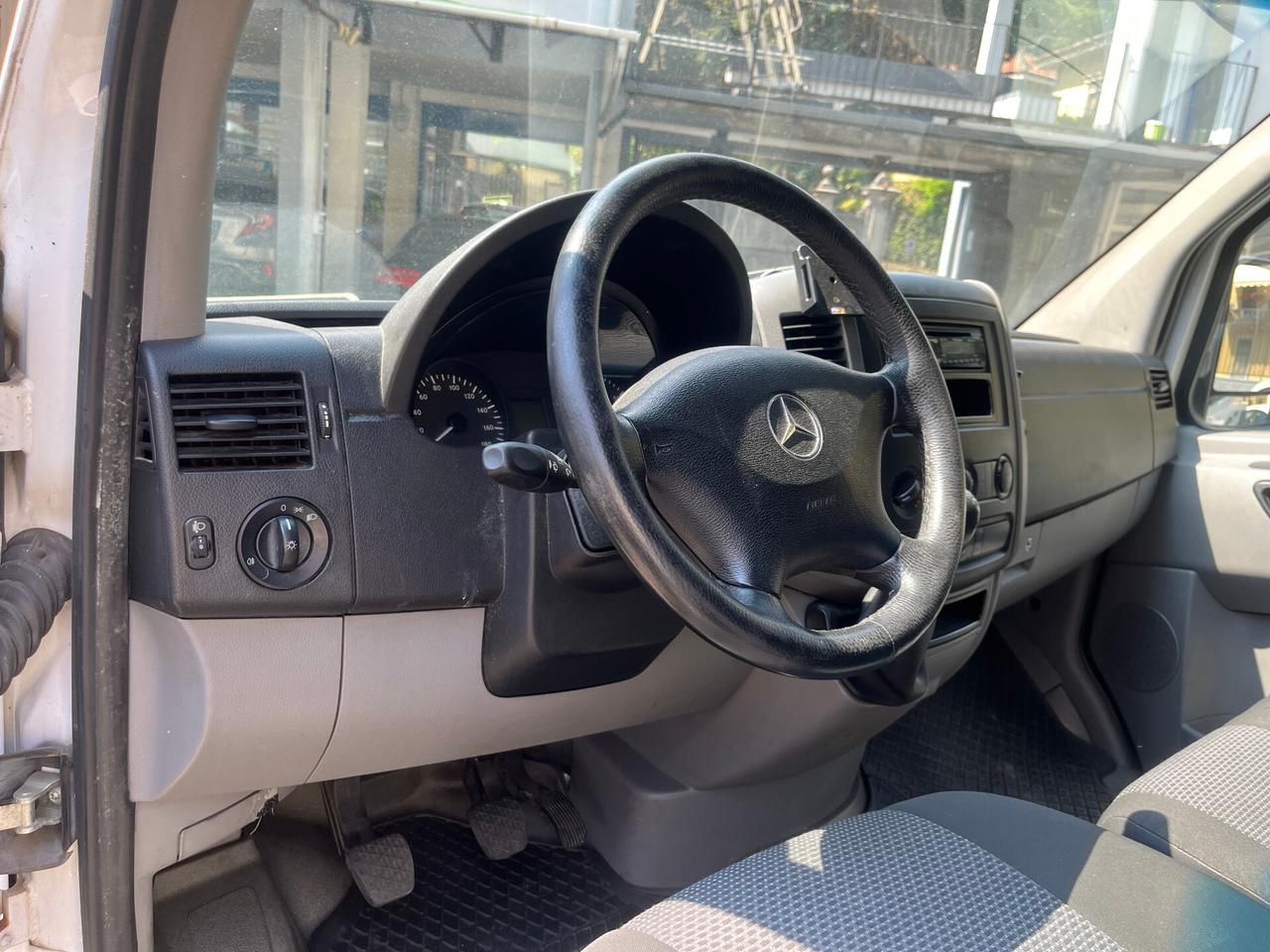 MERCEDES-BENZ SPRINTER 1.8 BENZINA/GPL - TETTO ALTO - LUNGHEZZA 5,91 MT - AUTOCARRO 3 POSTI