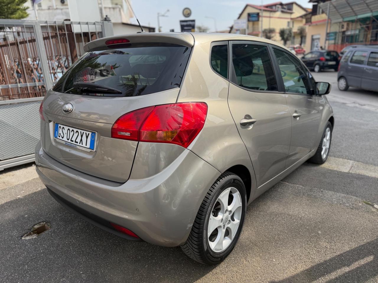 Kia Venga 1.4 90 Cv GPL