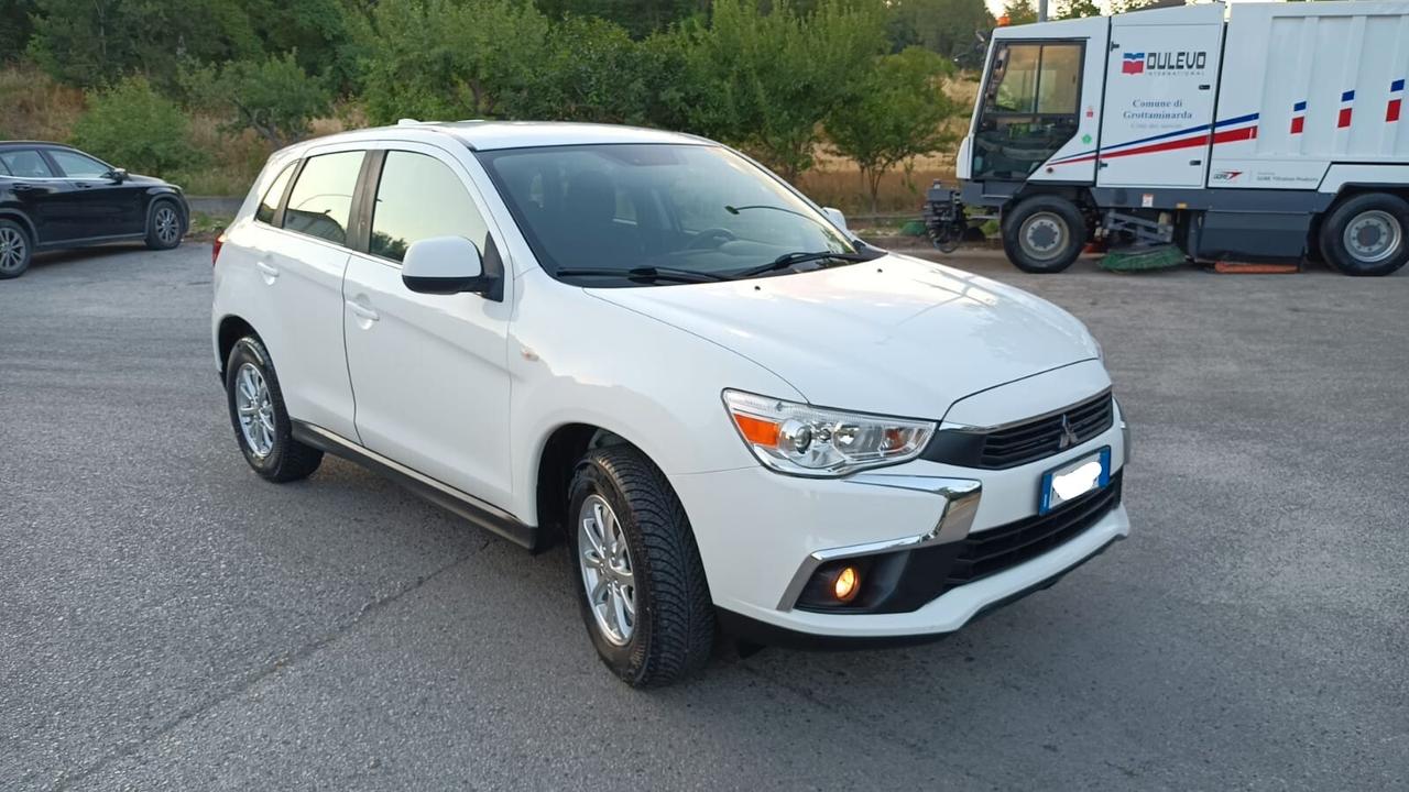 Mitsubishi ASX 1.6 diesel 2017 navigatore e retrocamera