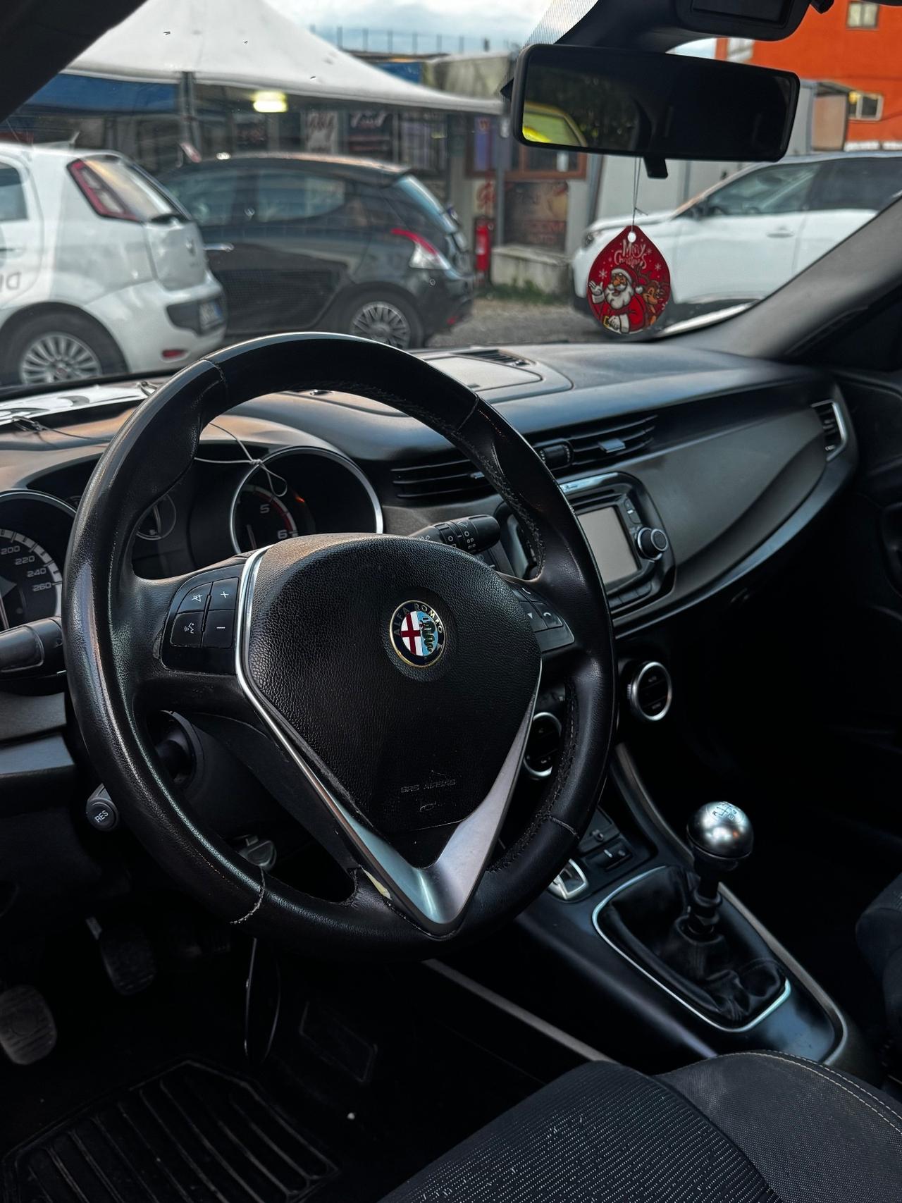 Alfa Romeo Giulietta 1.6 JTDm-2 105 CV Exclusive