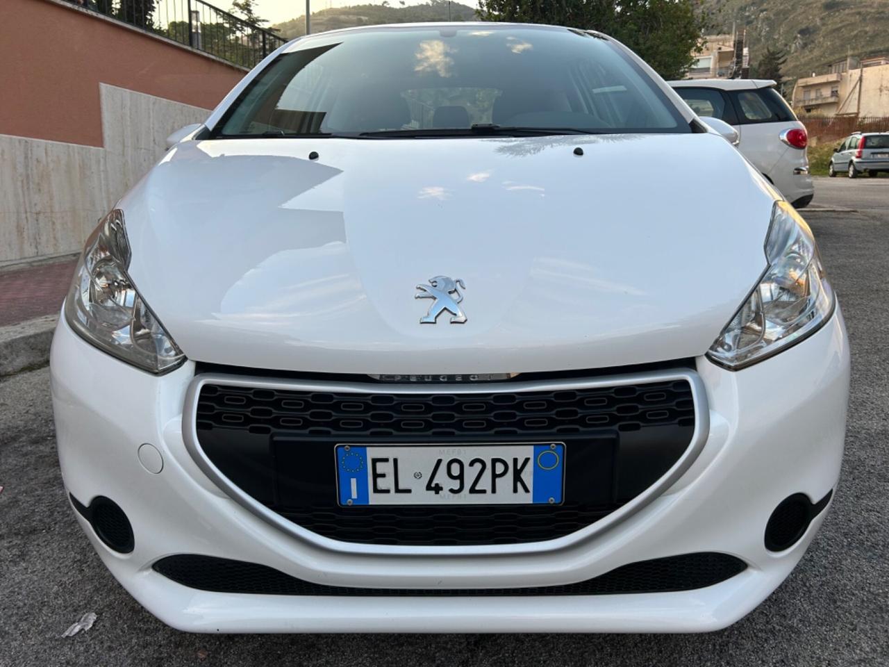 Peugeot 208 1.4 HDi ideale per neo patentati