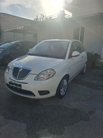 Lancia Ypsilon 1.3 MJT 75 CV Diva
