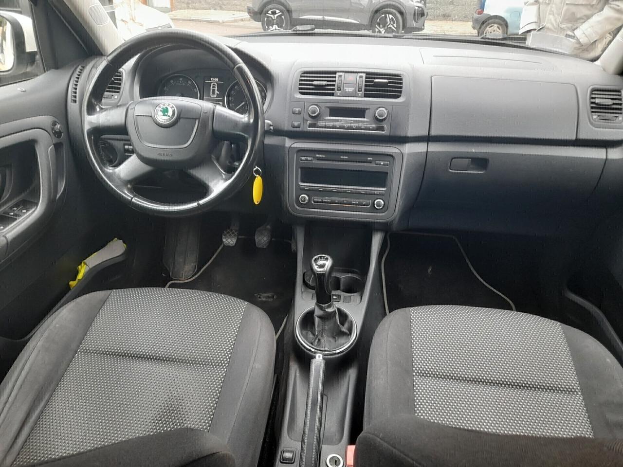 Skoda Roomster 1.2 TSI 86CV Scout