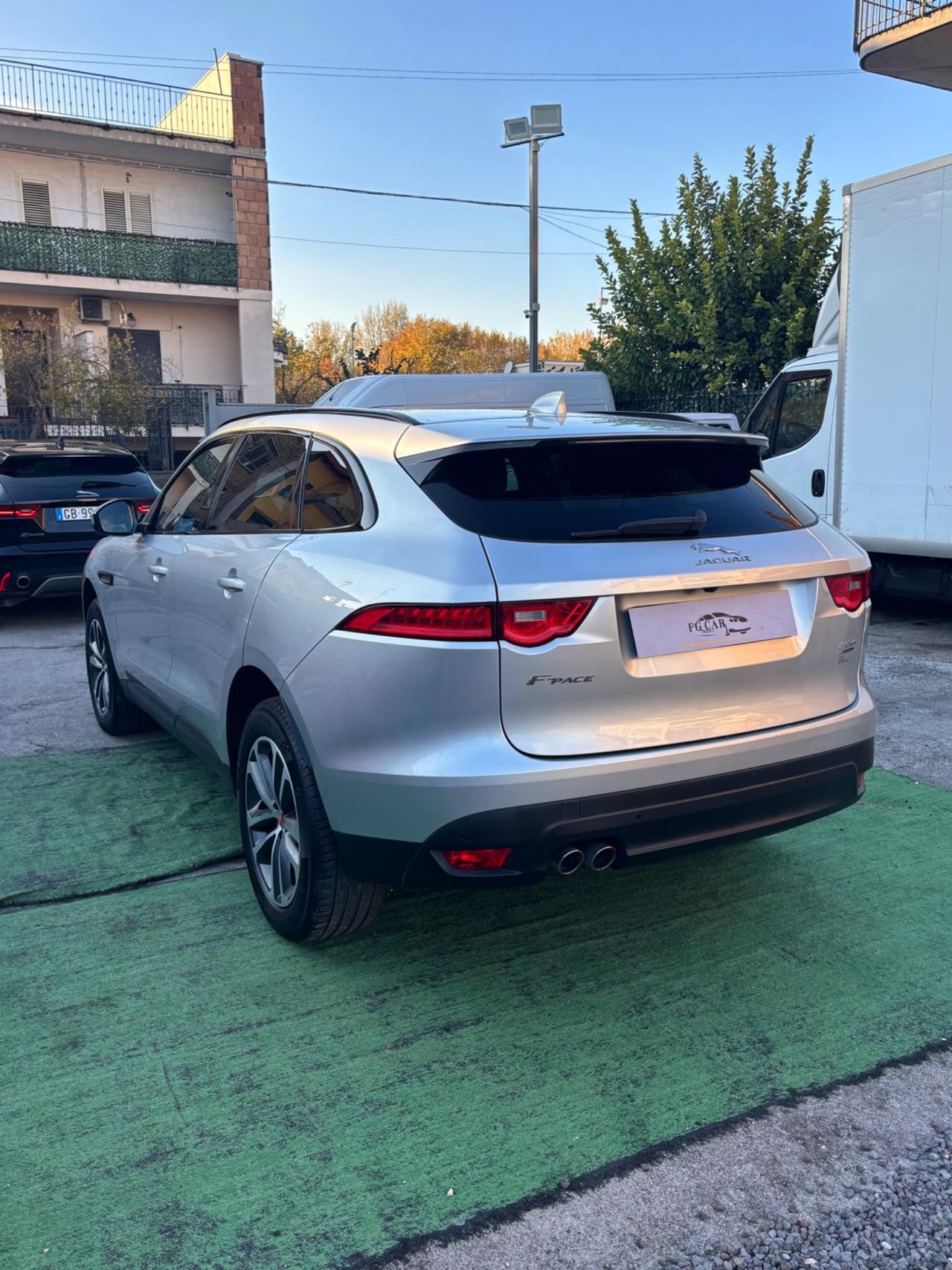 Jaguar F-Pace 2.0 D 180 CV AWD Portfolio