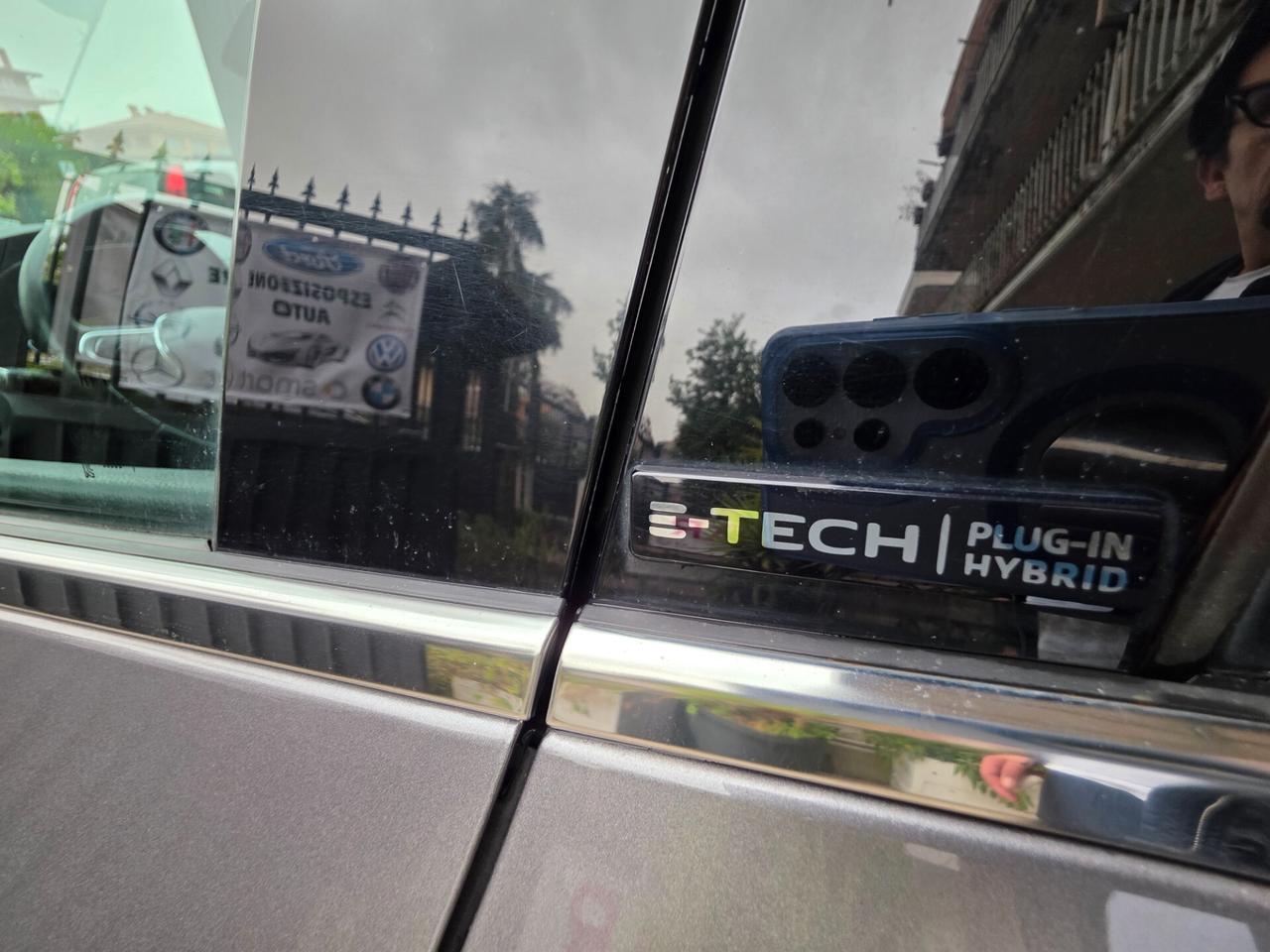 Renault Captur E-TECH INITIALE