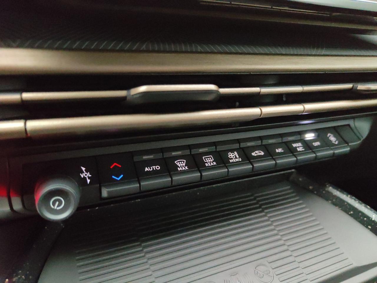 LANCIA YPSILON 1.2 HYBRID 100CV LX