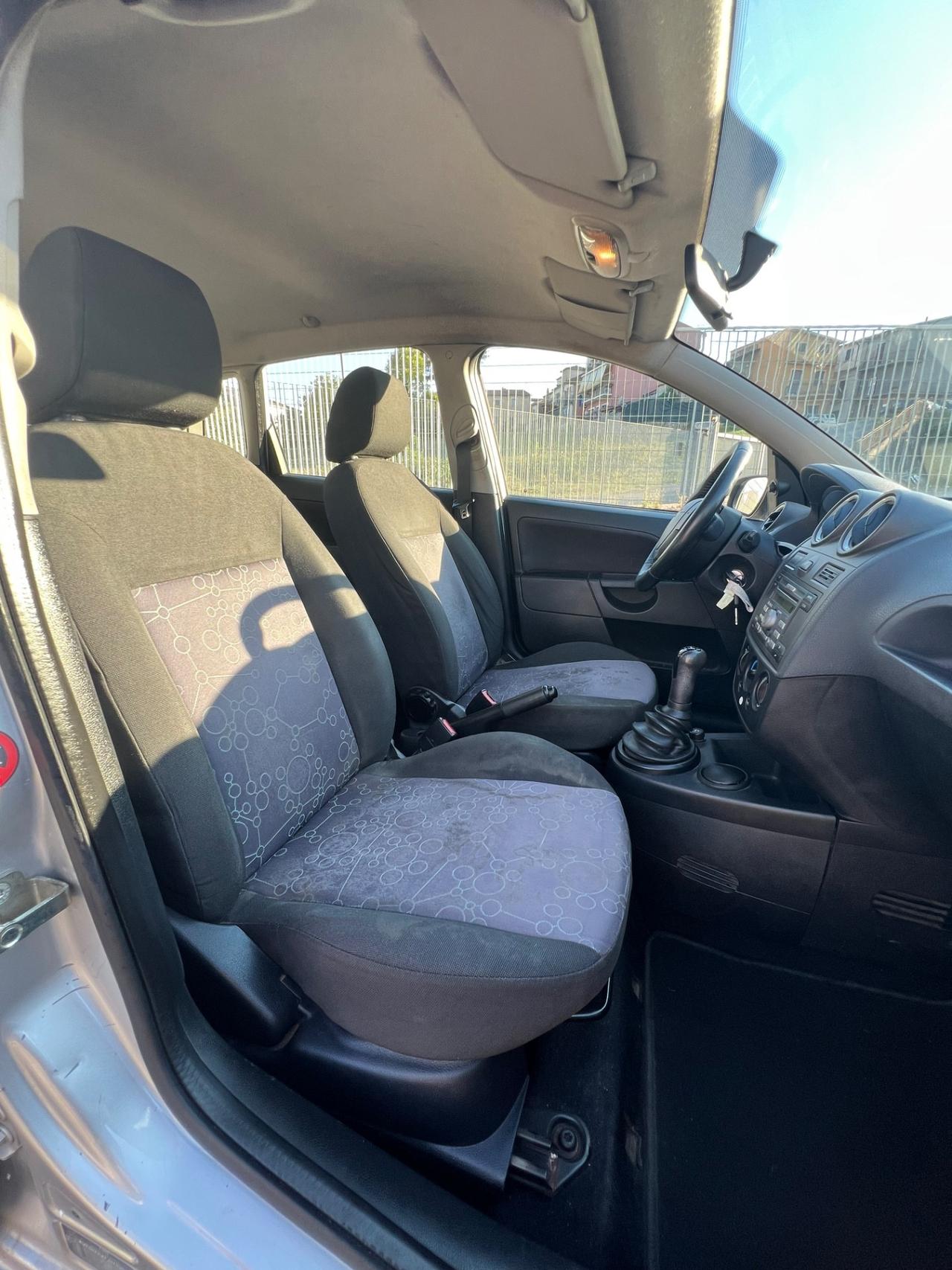 Ford Fiesta 1.4 TDCi 5p. Ghia