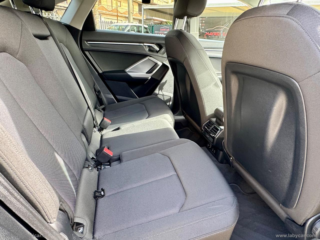 AUDI Q3 SPB 35 TDI quattro S tr. Bus. Plus