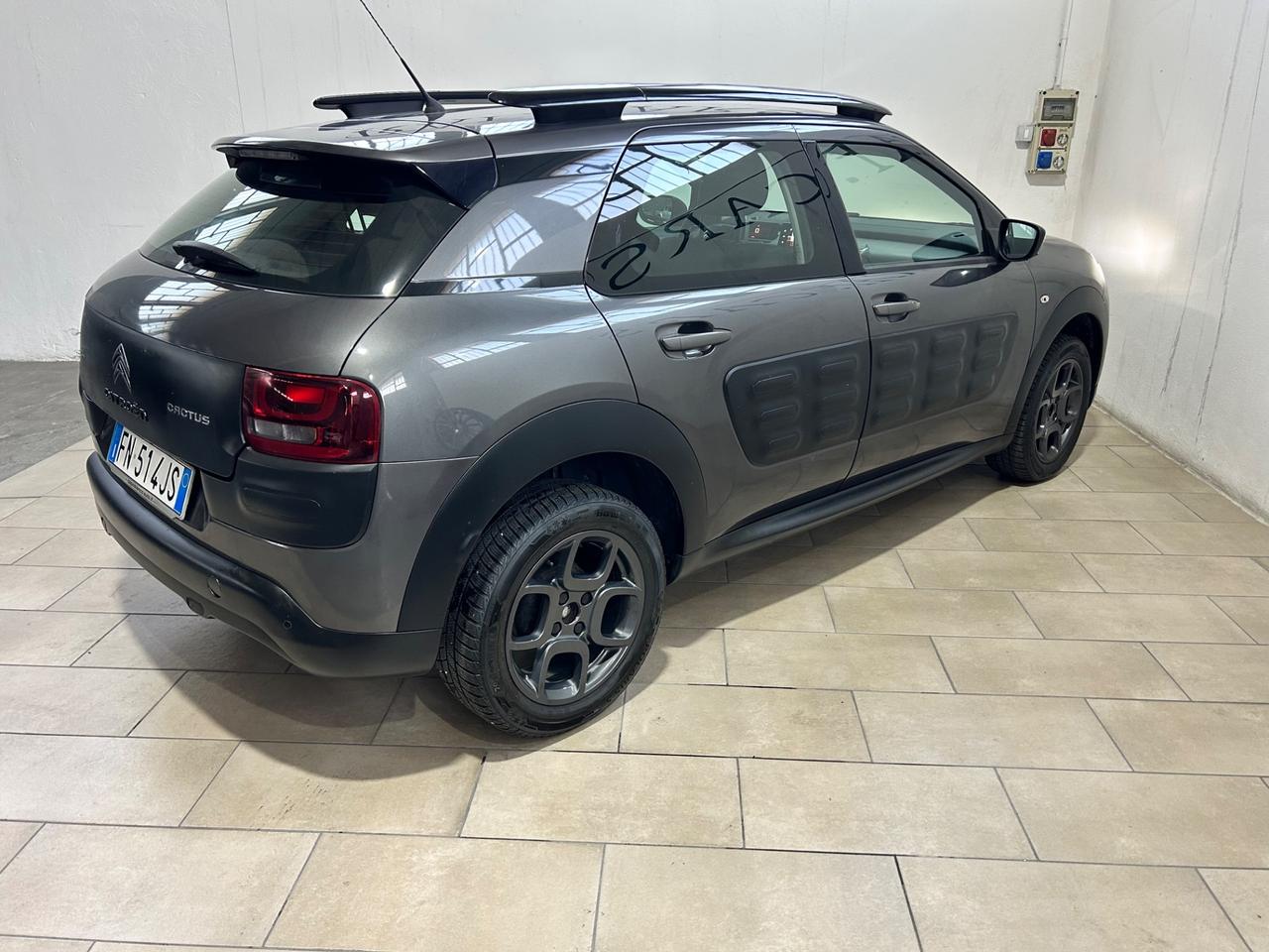 Citroen C4 Cactus BlueHDi 100 S&S ETG6 Shine