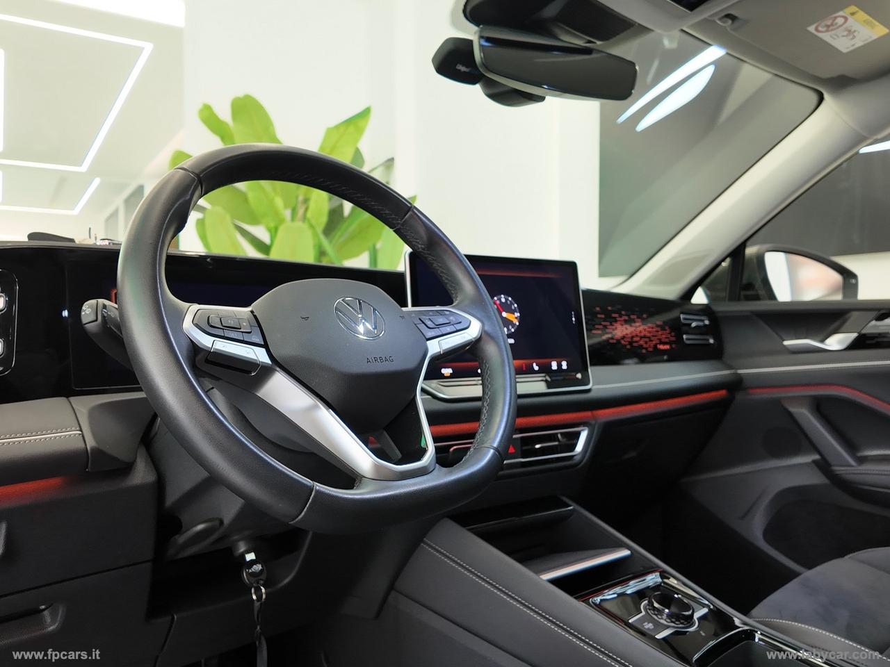VOLKSWAGEN Tiguan 2.0 TDI 150 CV DSG Elegance