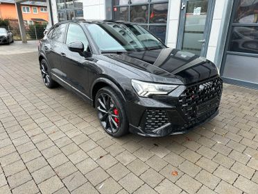 Audi Q3 RS Q3 SPB quattro S tronic