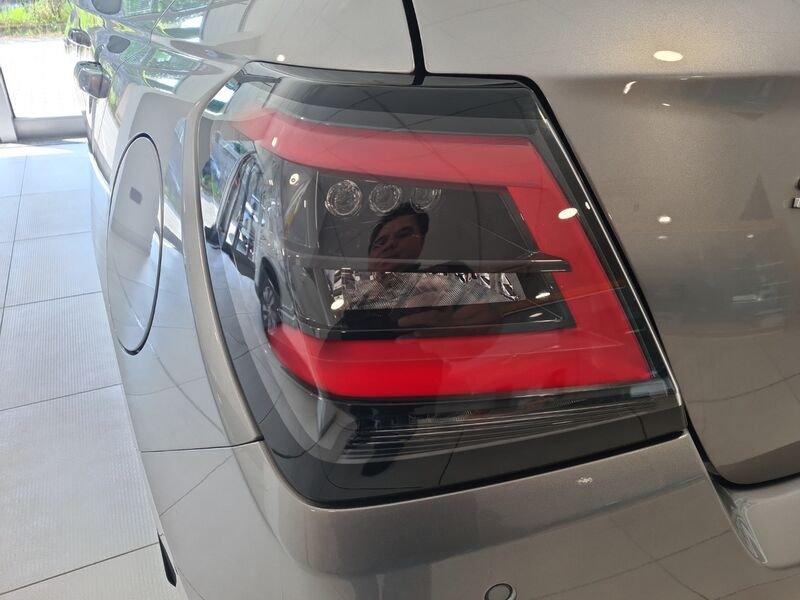 Suzuki Swift 1.2 Hybrid Waku 2WD