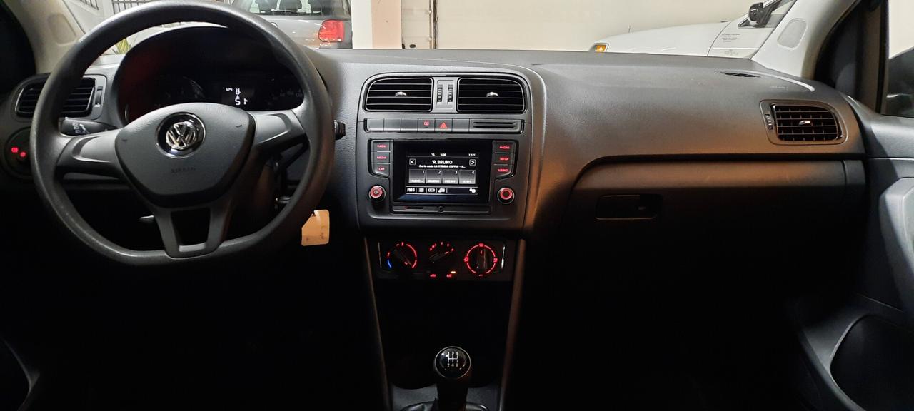 Volkswagen Polo 1.0 MPI 5p. Business Trendline