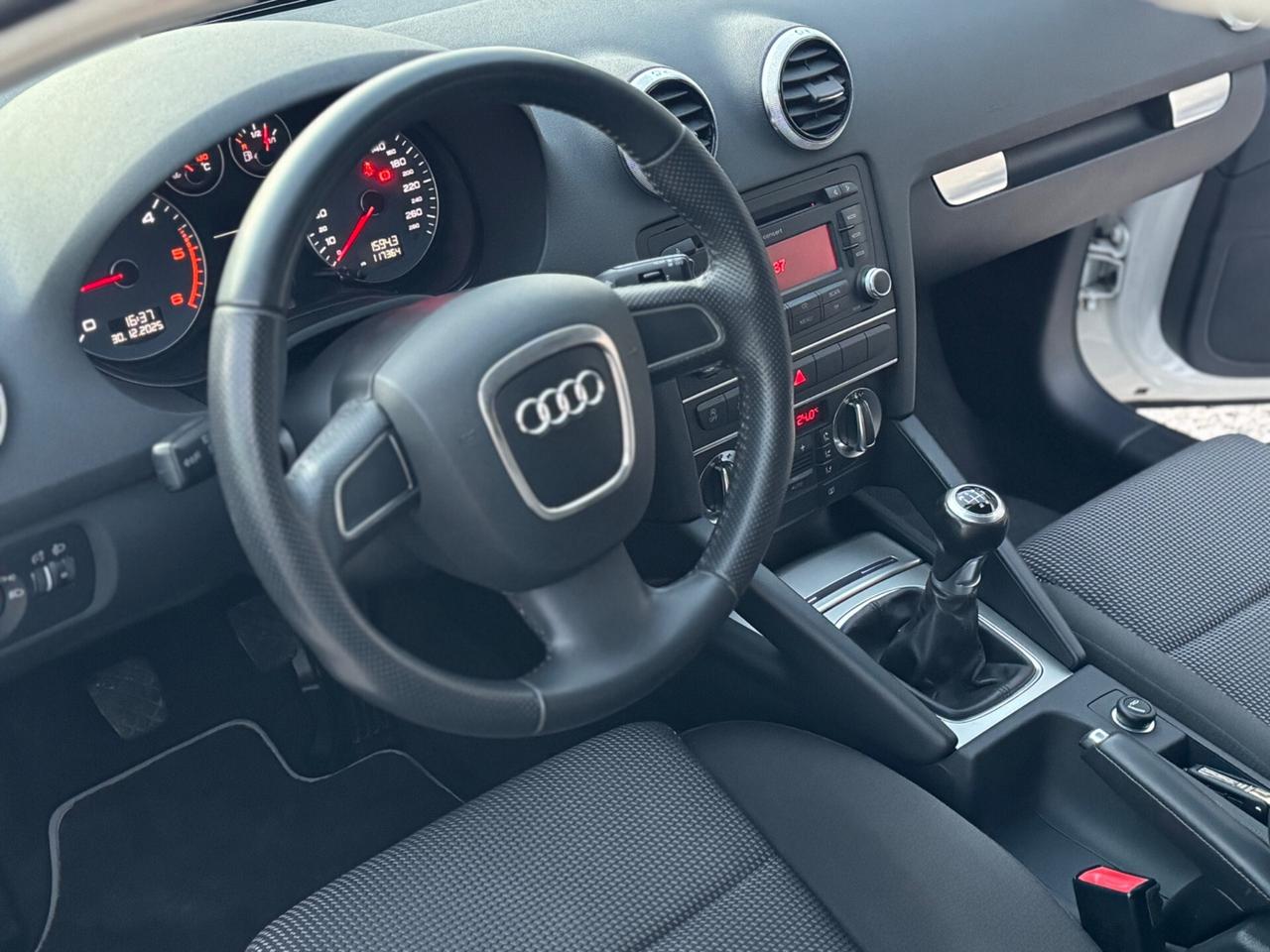 Audi A3 Sportback 105 CV Attraction