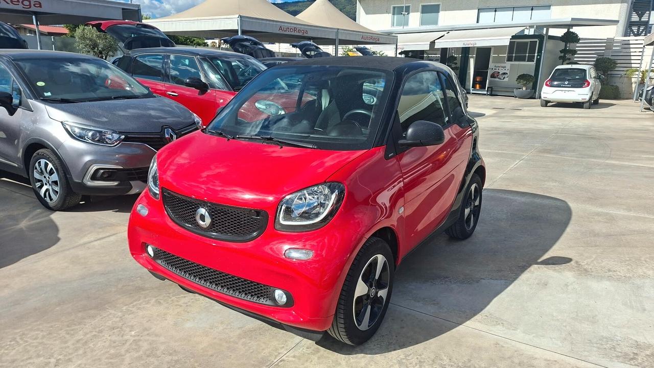 Smart ForTwo 1.0 BENZINA Automatica