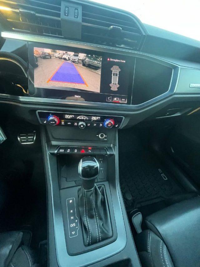 AUDI Q3 35 TDI quattro S tronic S line edition