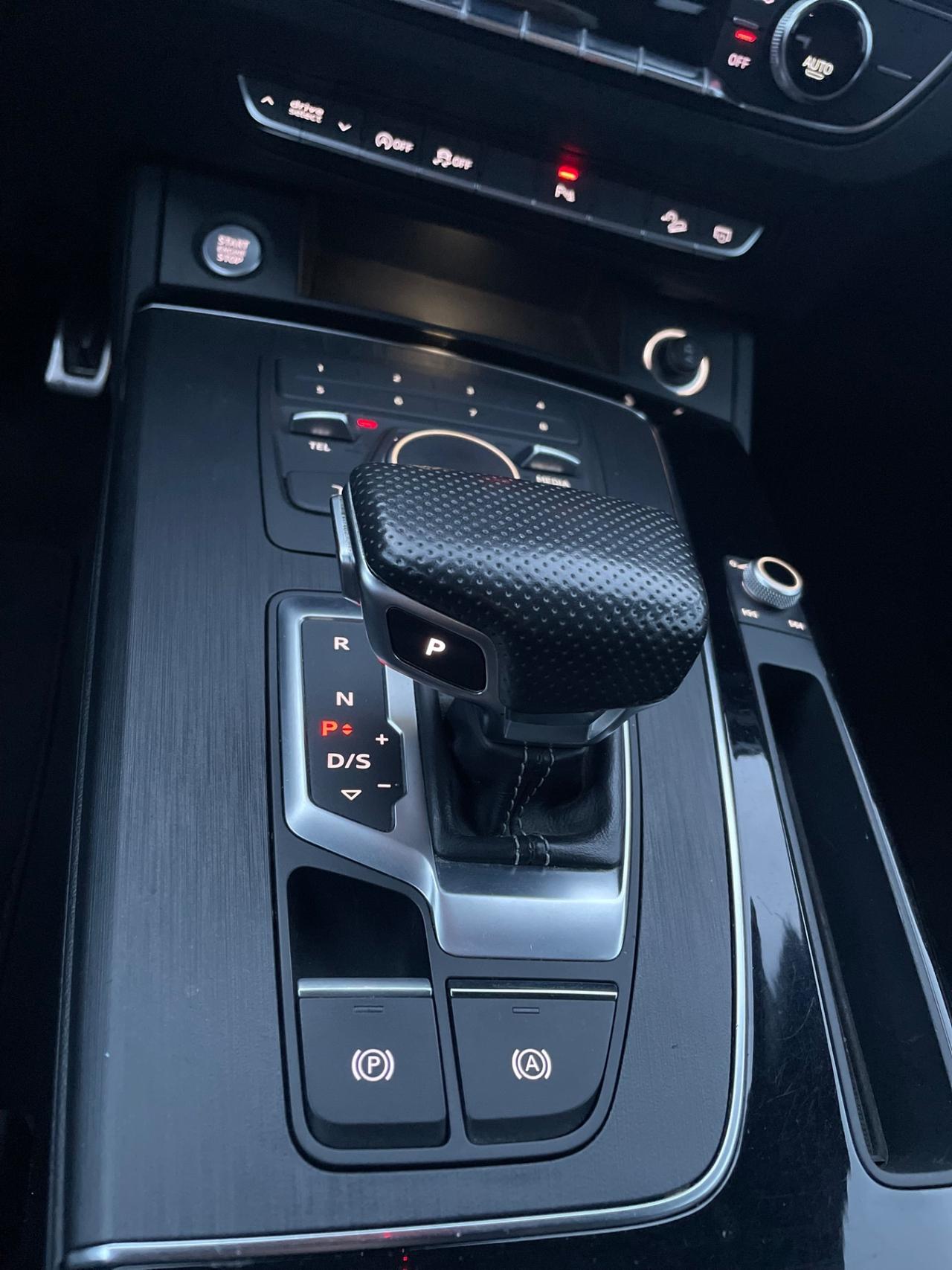 Audi Q5 40 TDI quattro S tronic line plus