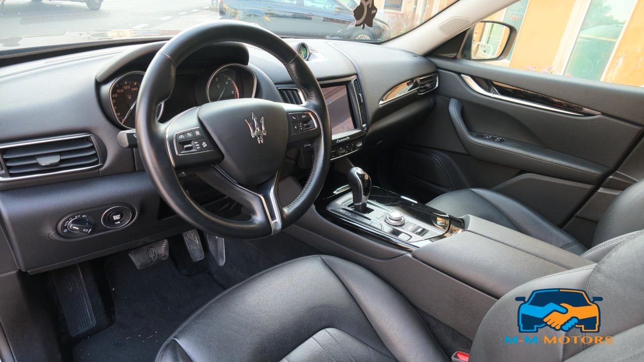 Maserati Levante 3.0 V6 Granlusso 250cv auto