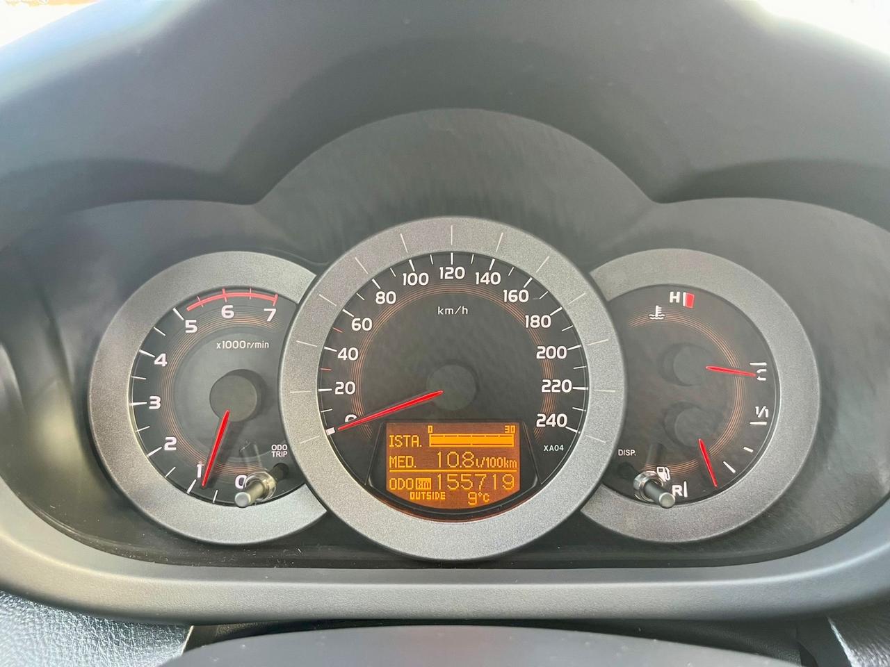 Toyota RAV4 2.2D-4D 155.000km 2007 4x4 perfetta