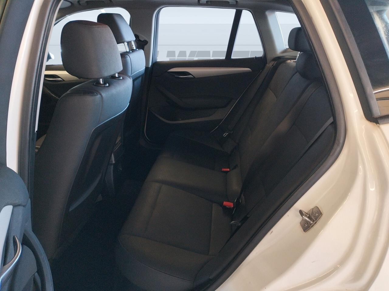 Bmw X1 sDrive16d X Line - NEOPATENTATI