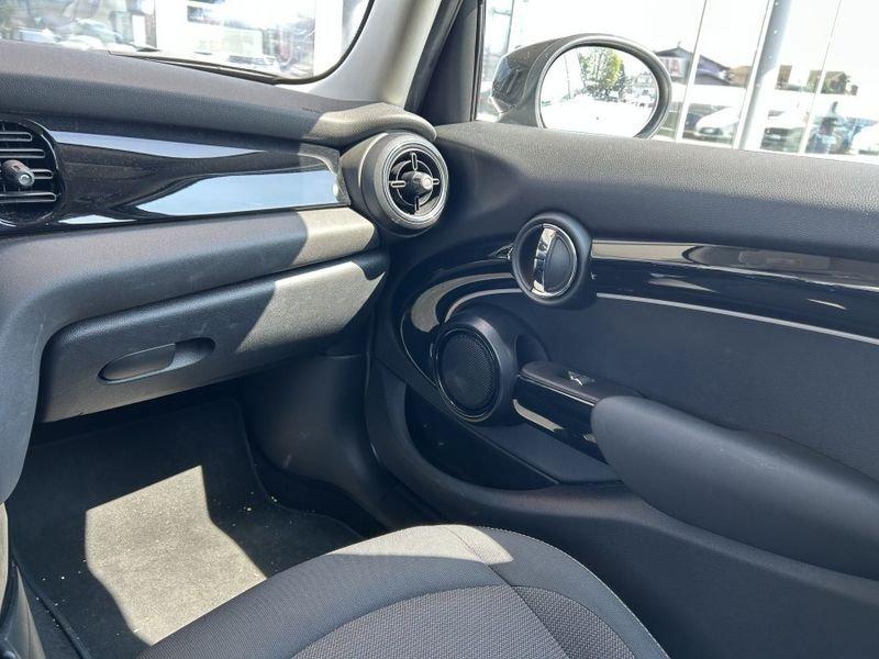 MINI Cooper 5p auto 136 cv 2024 5 PORTE!! GARANZIA EUROPEA 12+