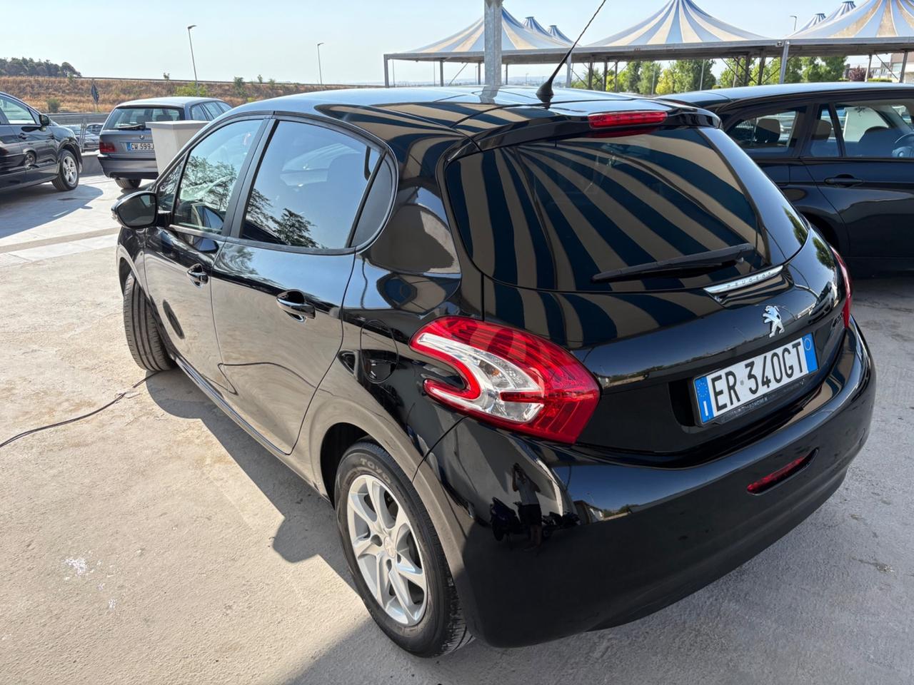 Peugeot 208 1.4 HDi 68 CV 5 porte