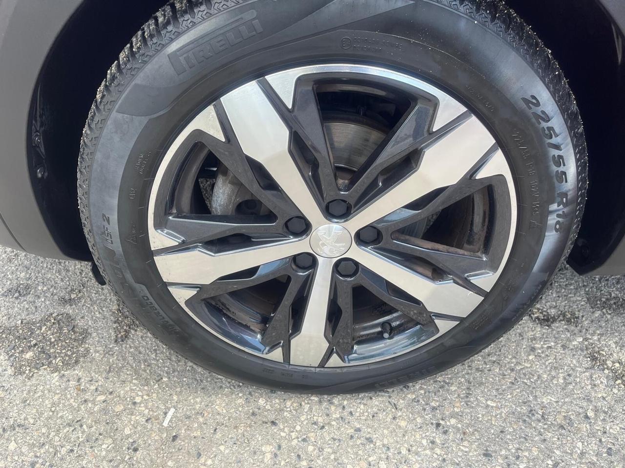 Peugeot 3008 GT LINE 1.5 hdi-c.autom-t.apr-2019