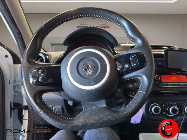RENAULT Twingo SCe EDC INTENS