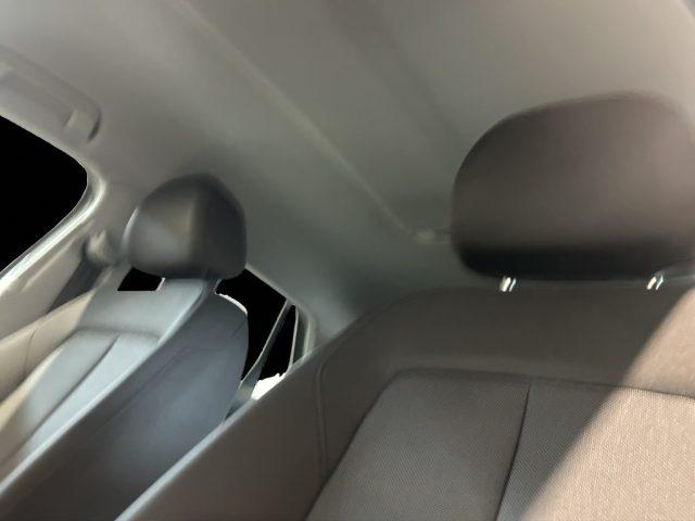 AUDI Q2 Q2 30 TDI Business