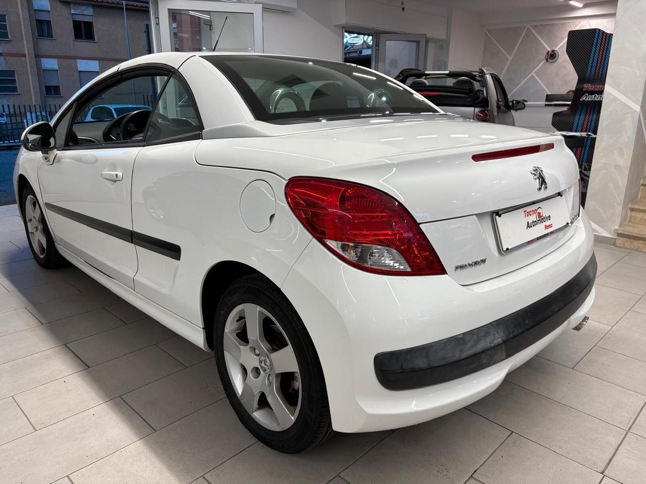 Peugeot 207 1.6 8V HDi 112CV CC Féline