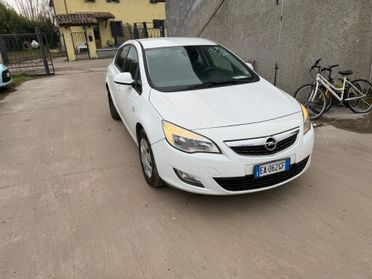 Opel Astra 1.4 16V Twinport 5 porte Enjoy