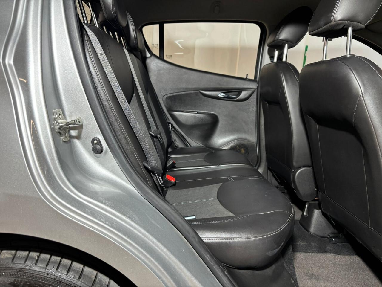 Opel Karl 1.0 Benzina 75 CV