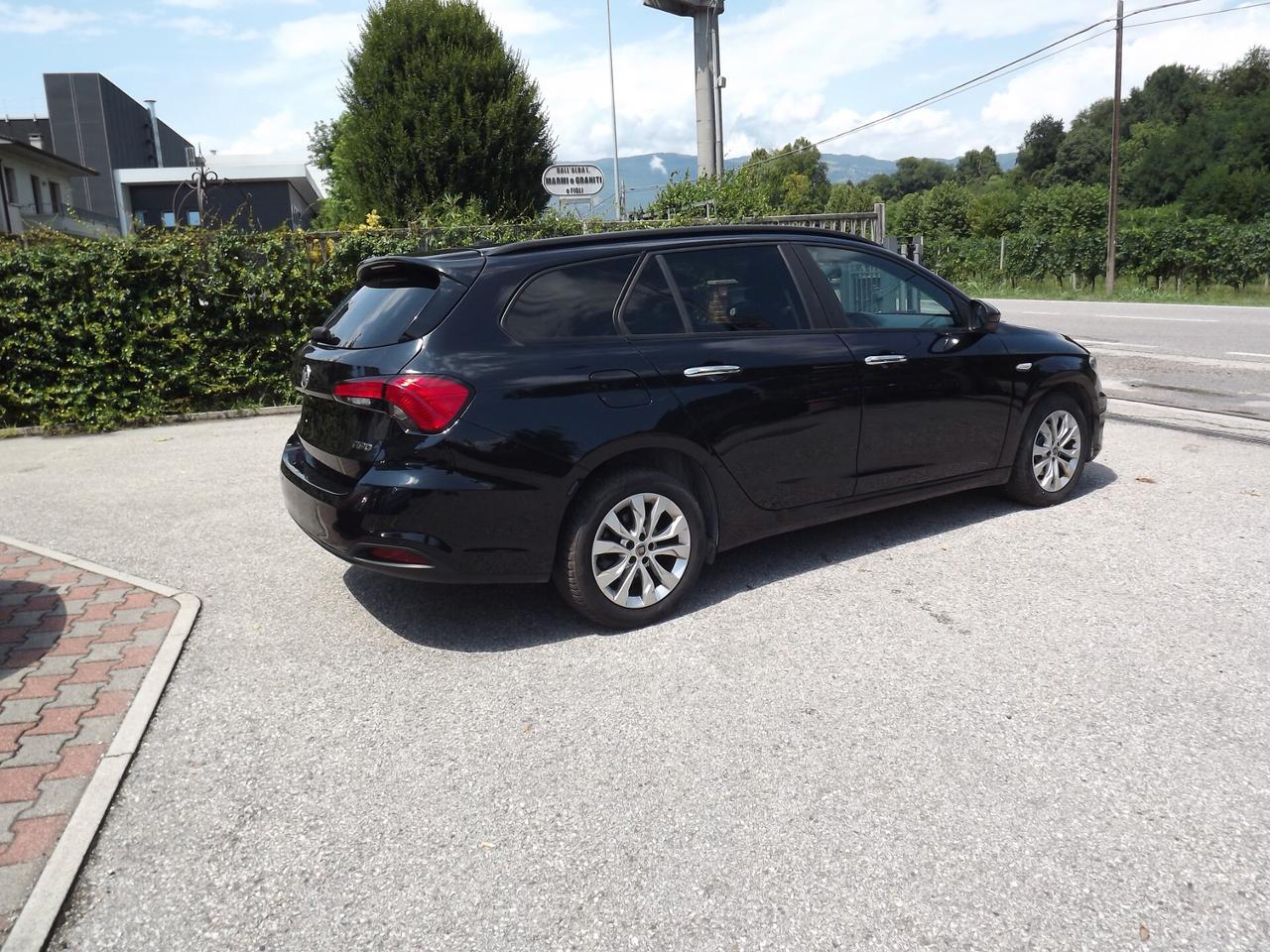 Fiat Tipo 1.3 Mjt S&S SW Lounge