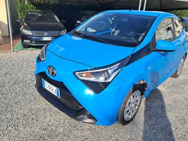 Toyota Aygo 1.0 VVT-i 72 CV 5 porte x-cool