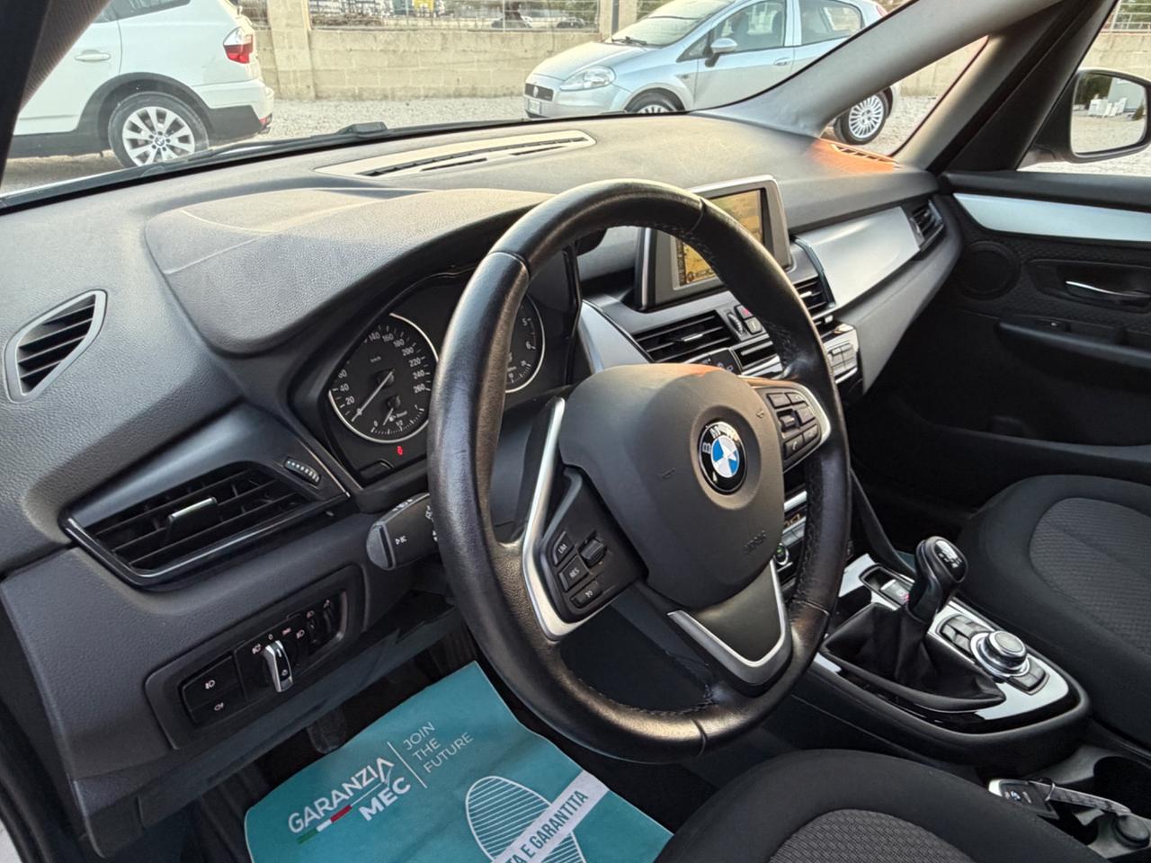 Bmw 2er Active Tourer 216d Luxury