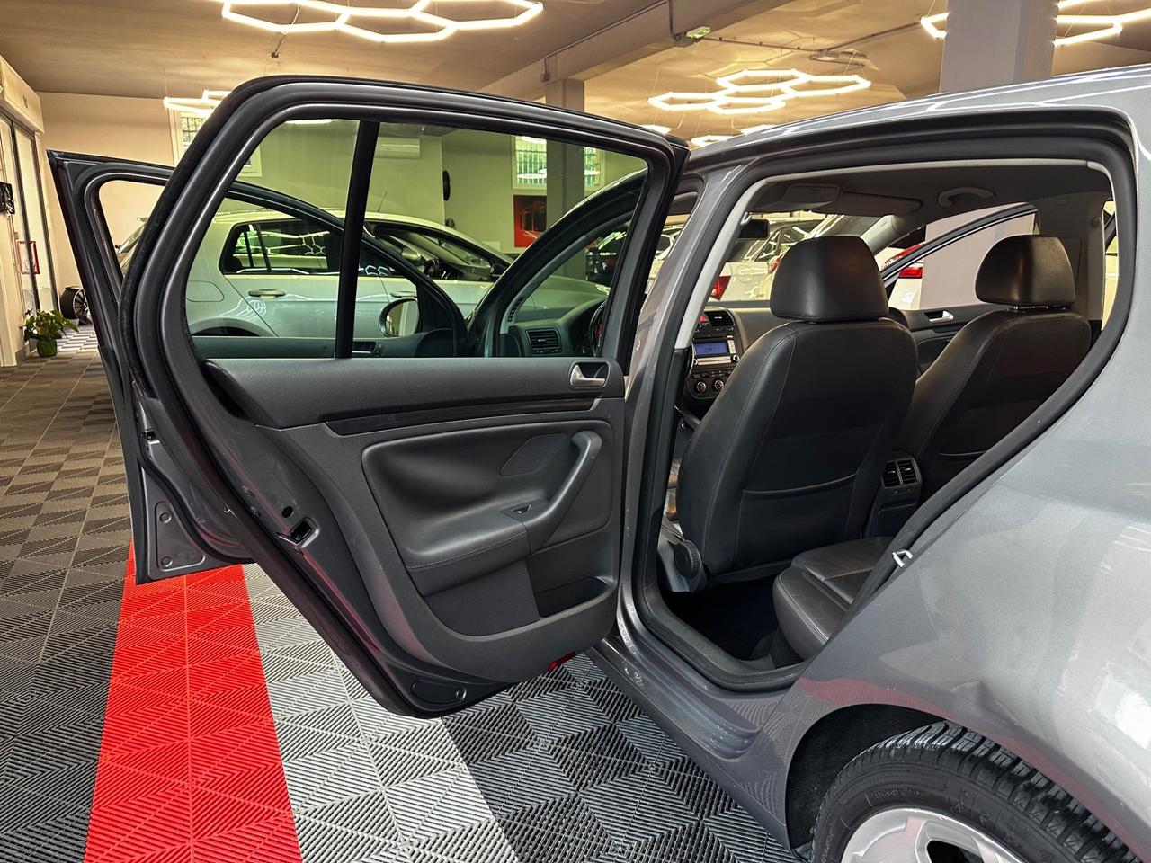 Volkswagen Golf V 1.9 TDI GT Sport - FABIANOAUTO